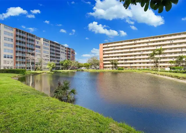 Property at 1770 NE 191st St Unit 114-1, Miami, FL, 33179, 1 bed, 1.5 baths, [object Object]