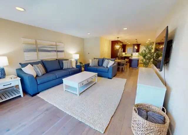 Property at 935 D Ave Unit 102, Coronado, CA, 92118, 2 beds, 1 bath, [object Object]
