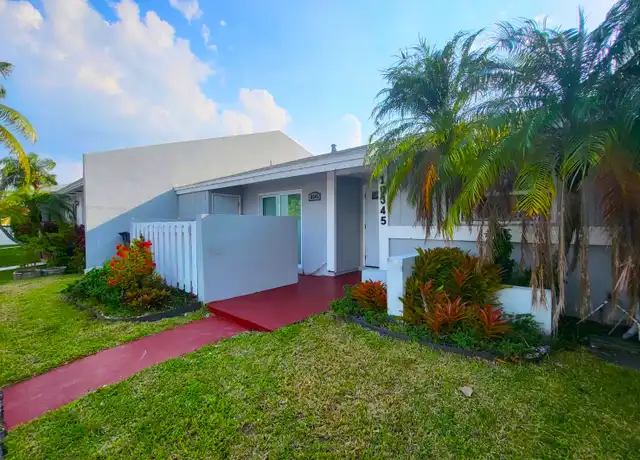 Property at 10345 SW 209th Ln Unit 10345, Cutler Bay, FL, 33189, 3 beds, 2 baths, [object Object]