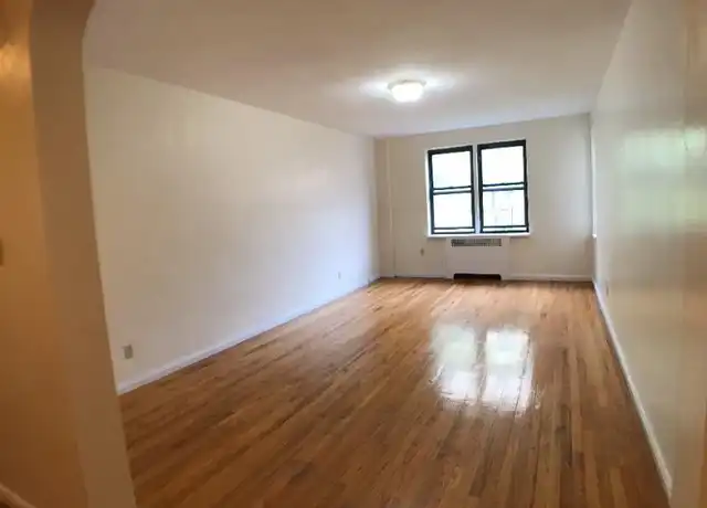 Property at 50 Overlook Ter, New York, NY, 10033, 2 beds, 1.5 baths, [object Object]