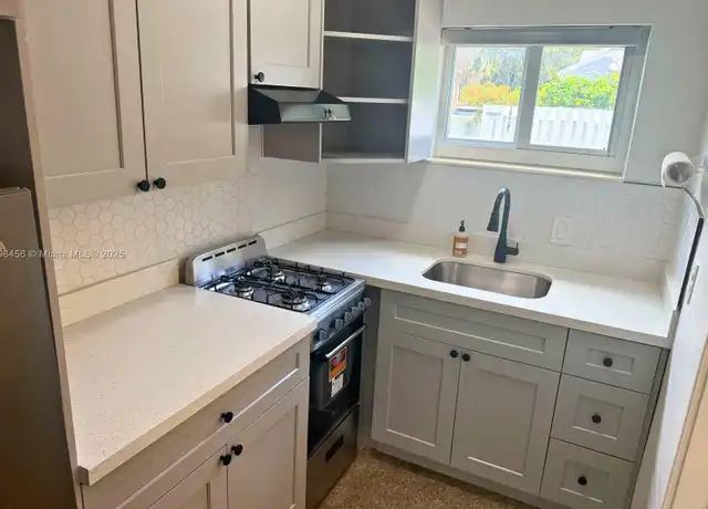 Property at 1845 Monroe St Unit A, Hollywood, FL, 33020, 0 beds, 1 bath, [object Object]