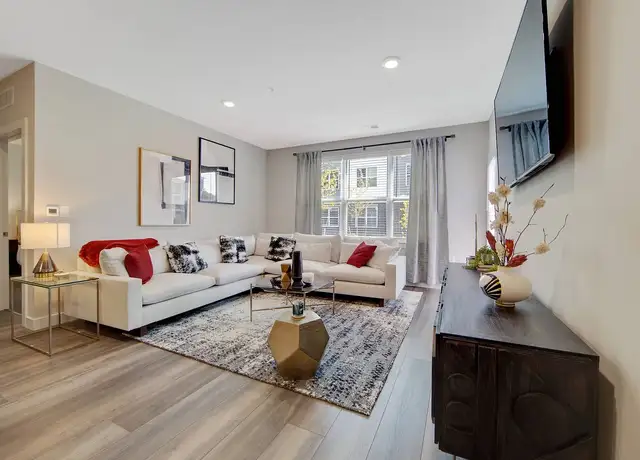 Photo of 88 Jackson Ave, Edison, NJ 08837