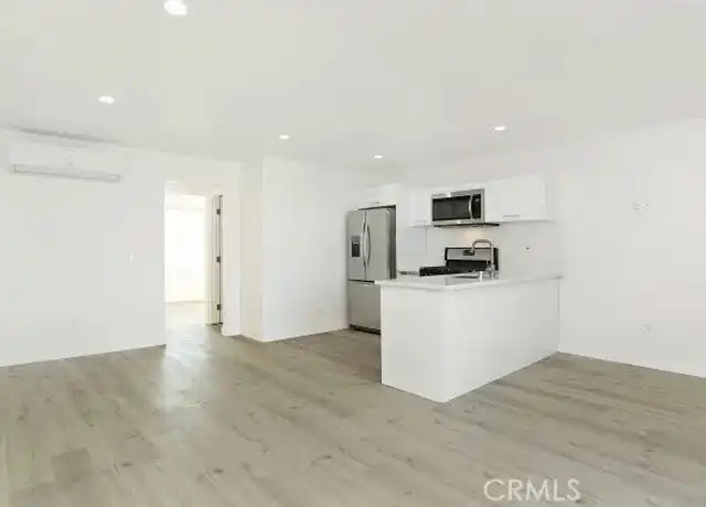 Property at 6745 Laurel Canyon Blvd Unit 103, North Hollywood, CA, 91606, 2 beds, 1 bath, [object Object]