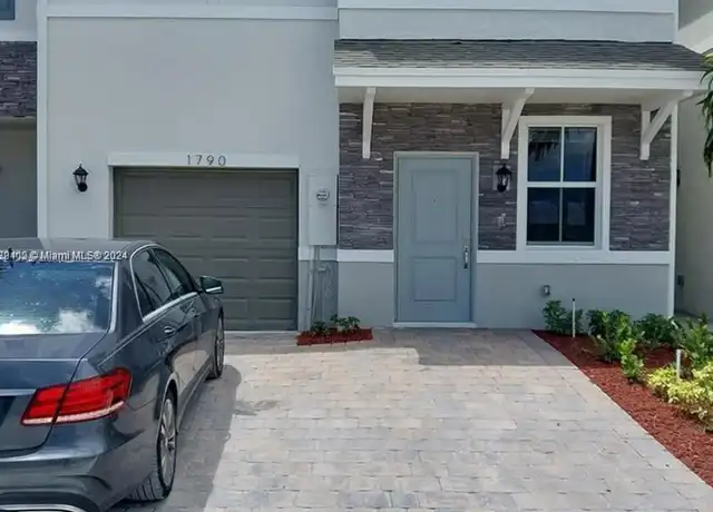 Property at 1790 SE 7th Ter #1790, Florida City, FL, 33034, 4 beds, 2.5 baths, [object Object]