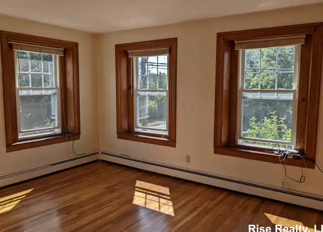 Property at 261 Lexington St Unit 2, Watertown, MA, 02472, 2 beds, 1 bath, [object Object]