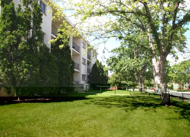 Property at 4201 Parklawn Ave Unit 305, Minneapolis, MN, 55435, 1 bed, 1 bath, [object Object]