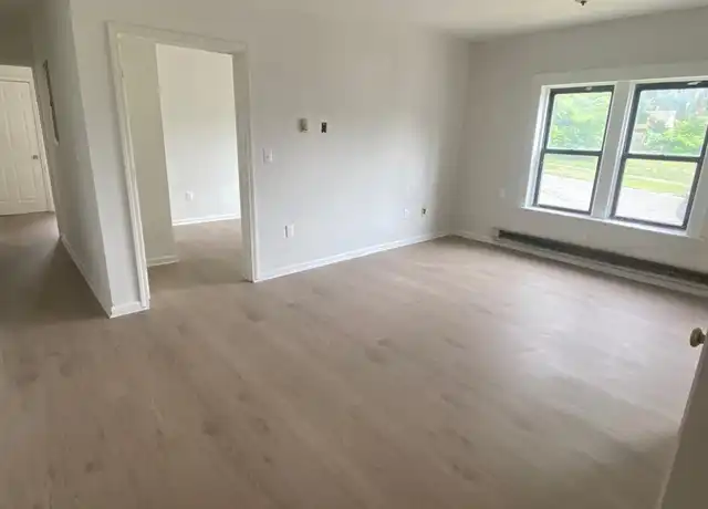 Property at 2859 S Salina St Unit 2, Syracuse, NY, 13205, 2 beds, 1 bath, [object Object]