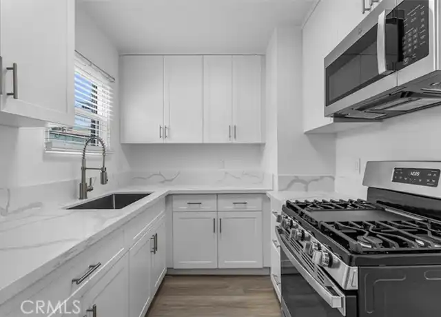 Property at 908 Manhattan Ave Unit D, Hermosa Beach, CA, 90254, 1 bed, 1 bath, [object Object]