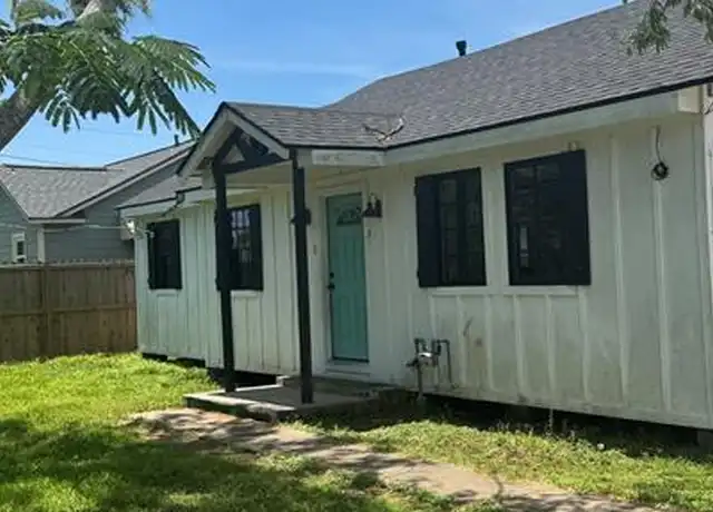 Property at 8111 Roswell St, Houston, TX, 77022, 2 beds, 2 baths, [object Object]