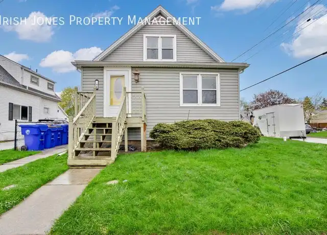 Property at 99 Bellwood Ave Apt 2, West Seneca, NY, 14224, 2 beds, 1 bath, [object Object]