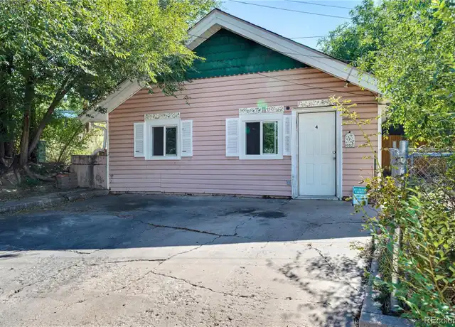 Property at 1002 E Rio Grande St Unit 4, Colorado Springs, CO, 80903, 1 bed, 1 bath, [object Object]