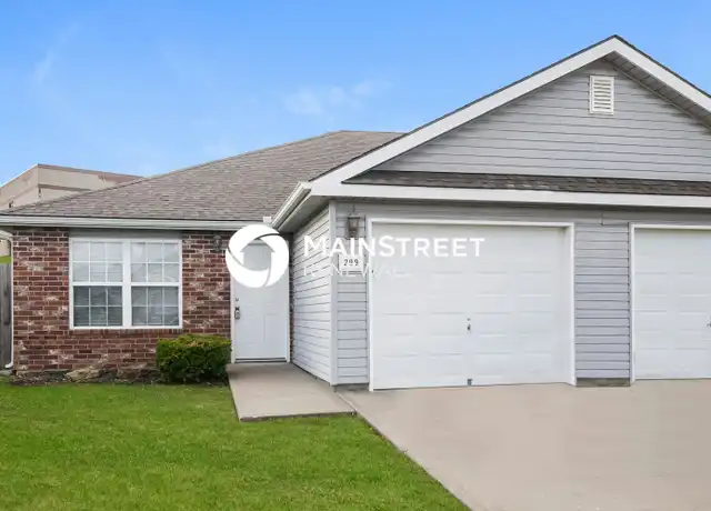 Property at 209 Palmer Ct, Pleasant Hill, MO, 64080, 3 beds, 2 baths, [object Object]