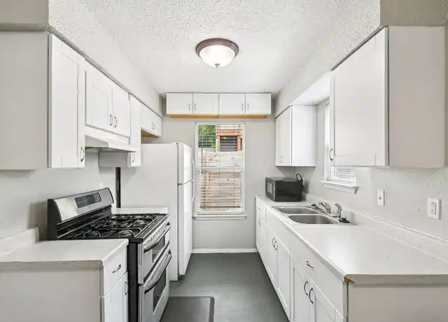 Property at 8400 Sequoia Dr Unit B, Austin, TX, 78758, 2 beds, 1 bath, [object Object]