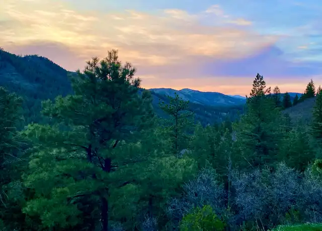 Property at 11722 S Maxwell Hill Rd Unit 2, Littleton, CO, 80127, 1 bed, 1 bath, [object Object]