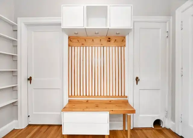 Property at 393 Broadway, Cambridge, MA, 02139, 1 bed, 1 bath, [object Object]