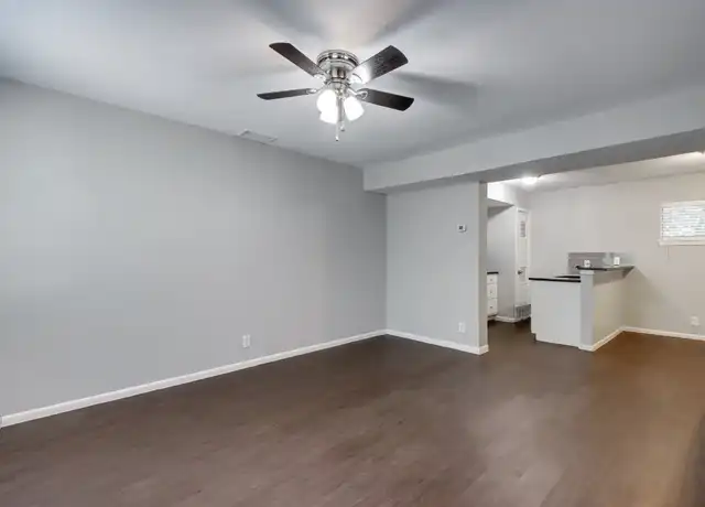 Property at 303 W 40th St Unit 109, Austin, TX, 78751, 2 beds, 1 bath, [object Object]