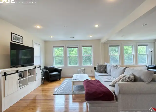 Property at 34 Charles River Rd, Watertown, MA, 02472, 2 beds, 1 bath, [object Object]