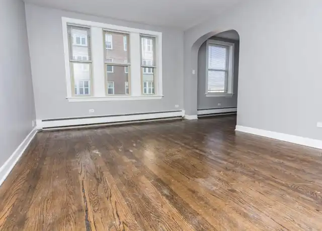 Property at 7130 S Jeffery Blvd, Chicago, IL, 60649, 1 bed, 1 bath, [object Object]