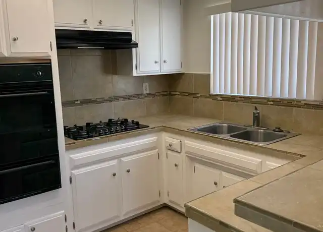 Property at 850 Eucalyptus Ave Unit 4, Vista, CA, 92084, 2 beds, 2 baths, [object Object]