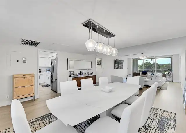 Property at 555 Oaks Ln #311, Pompano Beach, FL, 33069, 3 beds, 2 baths, [object Object]