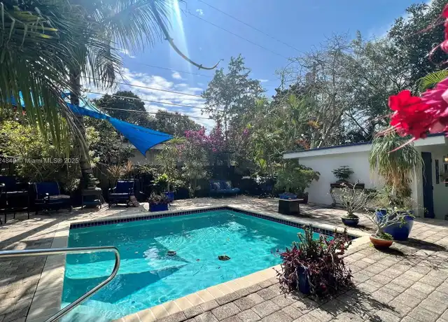 Property at 590 NW 40th Ct #3, Oakland Park, FL, 33309, 1 bed, 1 bath, [object Object]