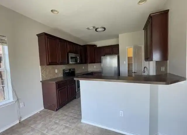 Property at 127 Castleridge Dr Unit B, Little Elm, TX, 75068, 3 beds, 2.5 baths, [object Object]