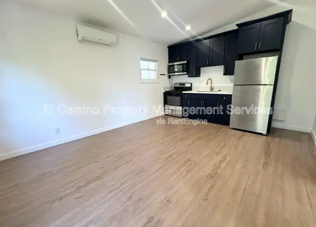 Property at 425 E Wellington Ave Unit 427, Santa Ana, CA, 92701, 1 bed, 1 bath, [object Object]