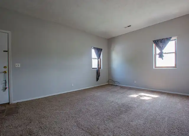 Property at 2200 2nd Ave Unit 8, Council Bluffs, IA, 51501, 2 beds, 1 bath, [object Object]