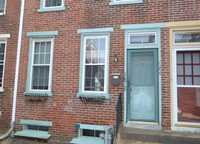 Property at 124 W Union St, West Chester, PA, 19382, 3 beds, 1 bath, [object Object]