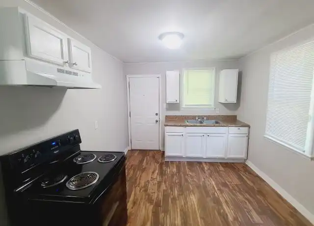 Property at 2620 Celia Ave, Charlotte, NC, 28216, 1 bed, 1 bath, [object Object]