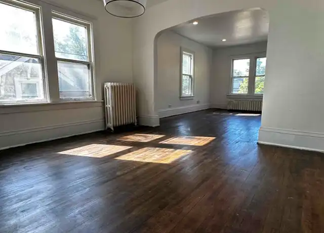 Property at 3342 Fremont Ave N Unit 2, Minneapolis, MN, 55412, 4 beds, 2 baths, [object Object]