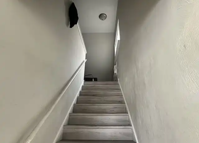 Property at 326 Ashlawn Dr Unit 02, Norfolk, VA, 23505, 1 bed, 1 bath, [object Object]
