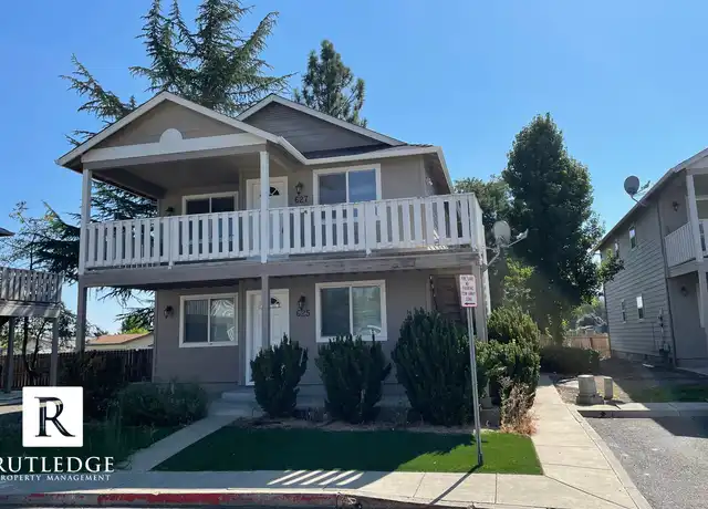 Property at 627 Valley Heart Ln, Central Point, OR, 97502, 3 beds, 2 baths, [object Object]