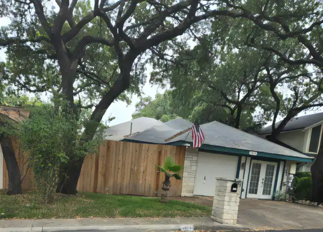 Property at 3418 River Way Unit B, San Antonio, TX, 78230, 1 bed, 1 bath, [object Object]
