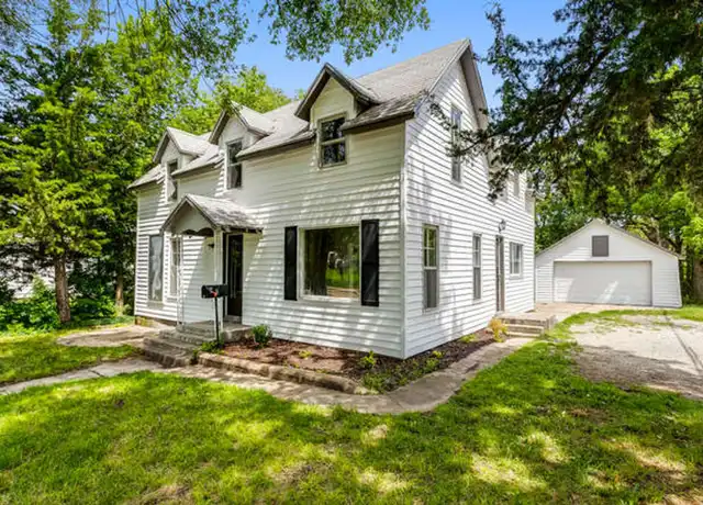 Property at 724 E 1st St, Newton, KS, 67114, 3 beds, 2 baths, [object Object]