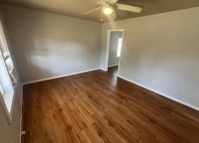 Property at 2810 41st St, Lubbock, TX, 79413, 2 beds, 1 bath, [object Object]