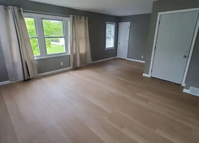 Property at 4439-4441 N 50th St Unit 4441 Upper, Milwaukee, WI, 53218, 2 beds, 1 bath, [object Object]