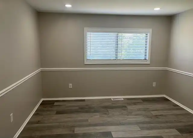 Property at 11104 Rock Garden Dr, Fairfax, VA, 22030, 2 beds, 1.5 baths, [object Object]
