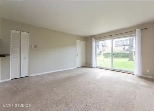 Property at 9397 Bay Colony Dr Unit 1W, Des Plaines, IL, 60016, 2 beds, 1 bath, [object Object]