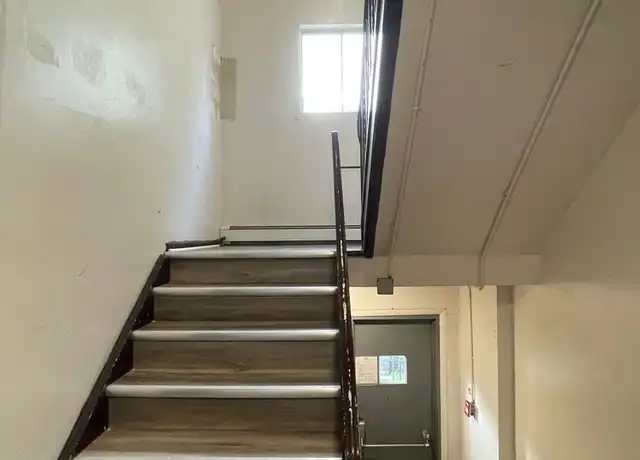 Property at 1300 W Albanus St Unit A3, Philadelphia, PA, 19141, 1 bed, 1 bath, [object Object]