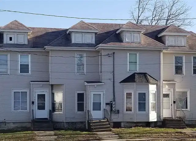 Property at 721 W 5th St, Waterloo, IA, 50702, 4 beds, 2 baths, [object Object]