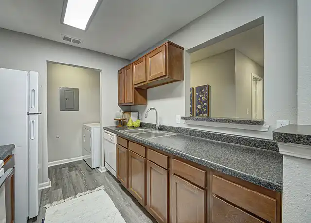 Property at 20 Village Crossing Dr S, Greenwood, IN, 46143, 2-4 beds, 2 baths, [object Object]