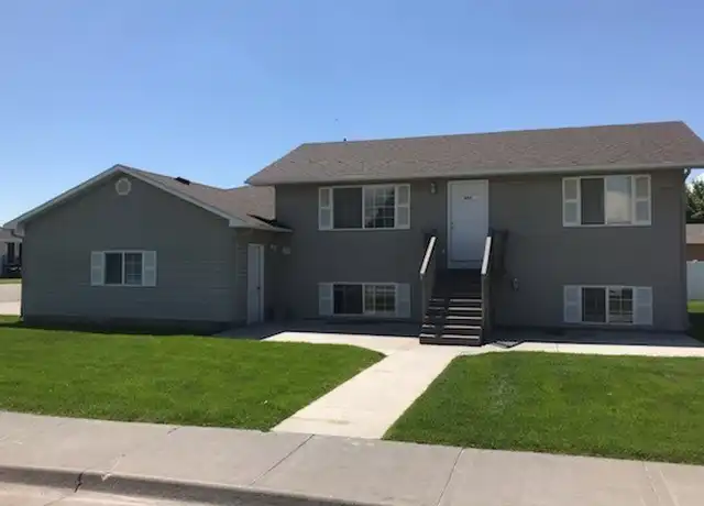 Property at 680 Tyra Dr, Idaho Falls, ID, 83401, 2 beds, 1 bath, [object Object]