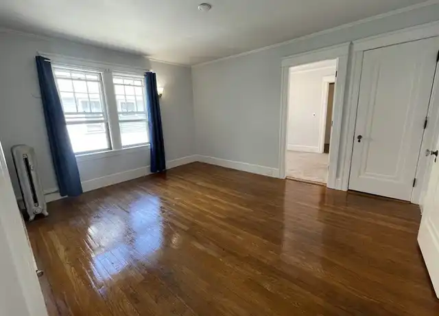 Property at 7 Somerset St Unit 2, Worcester, MA, 01609, 3 beds, 1 bath, [object Object]