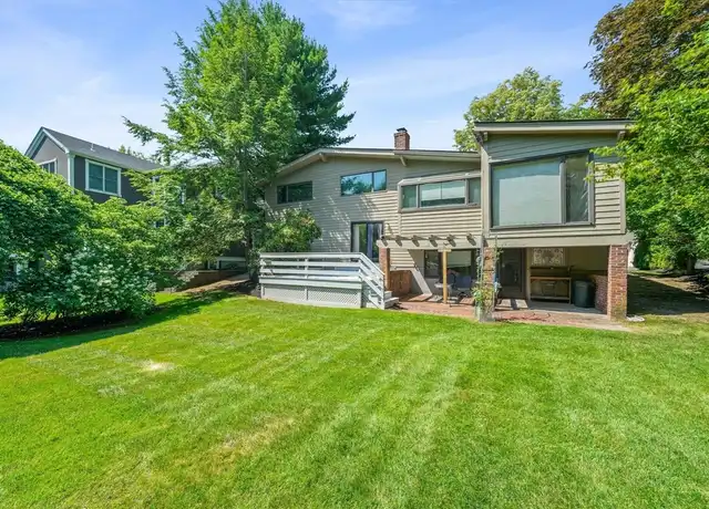 Property at 37 Harwich Rd, Chestnut Hill, MA, 02467, 3 beds, 2.5 baths, [object Object]