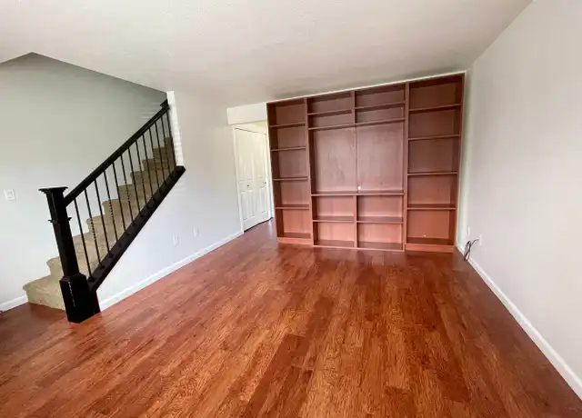 Property at 1634 Cherry Ln, Richland, WA, 99354, 2 beds, 1.5 baths, [object Object]