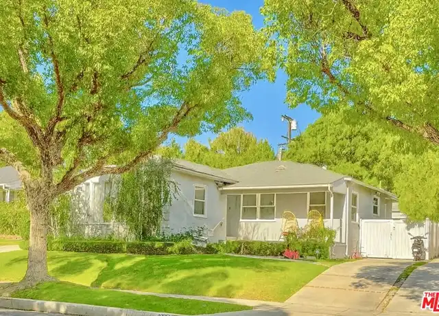 Property at 2036 Hillsboro Ave, Los Angeles, CA, 90034, 3 beds, 2 baths, [object Object]