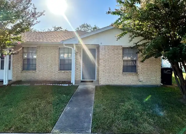 Property at 1611 Cloverdale Ct, College Station, TX, 77840, 2 beds, 1 bath, [object Object]