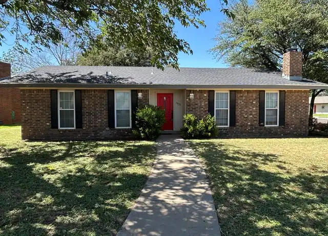 Property at 2839 Wildwood Ave, Odessa, TX, 79761, 3 beds, 2 baths, [object Object]
