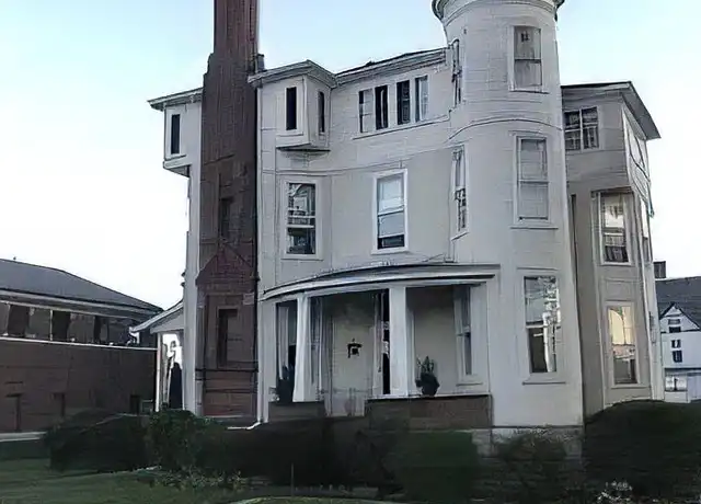 Property at 702 Center Ave Unit 4, Bay City, MI, 48708, 0 beds, 1 bath, [object Object]